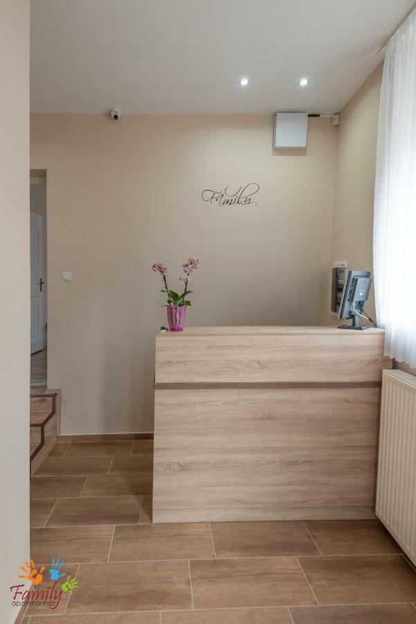 Family Apartmanhaz Apartment Nagykanizsa Exterior photo