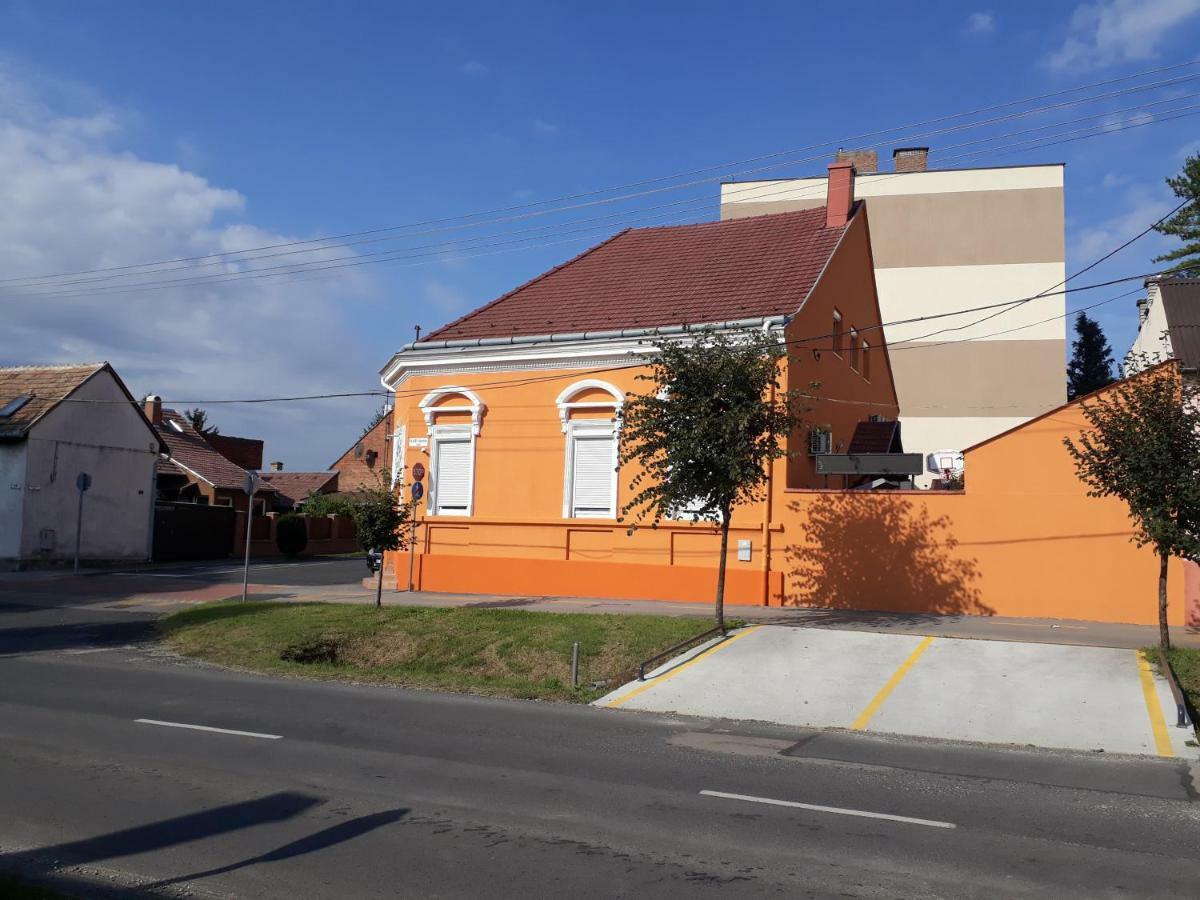 Family Apartmanhaz Apartment Nagykanizsa Exterior photo
