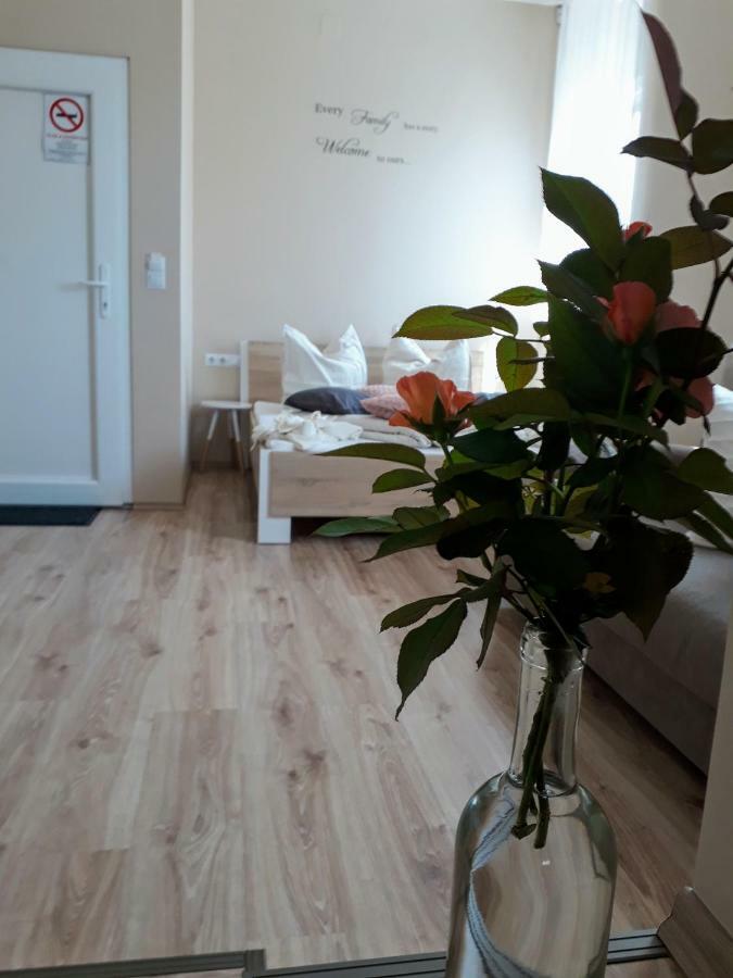 Family Apartmanhaz Apartment Nagykanizsa Exterior photo